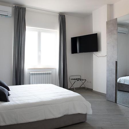 B&B Monteleone ,12 Napoli Bagian luar foto