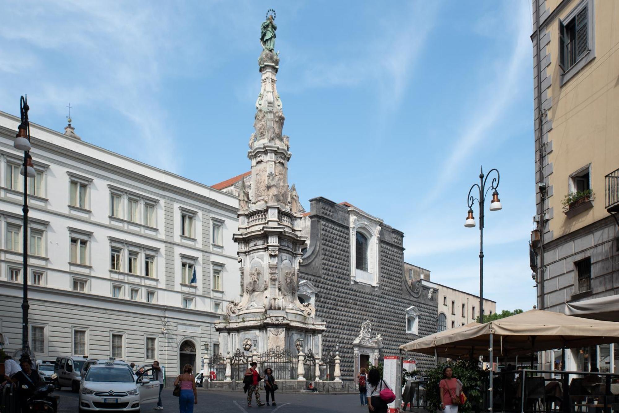 B&B Monteleone ,12 Napoli Bagian luar foto